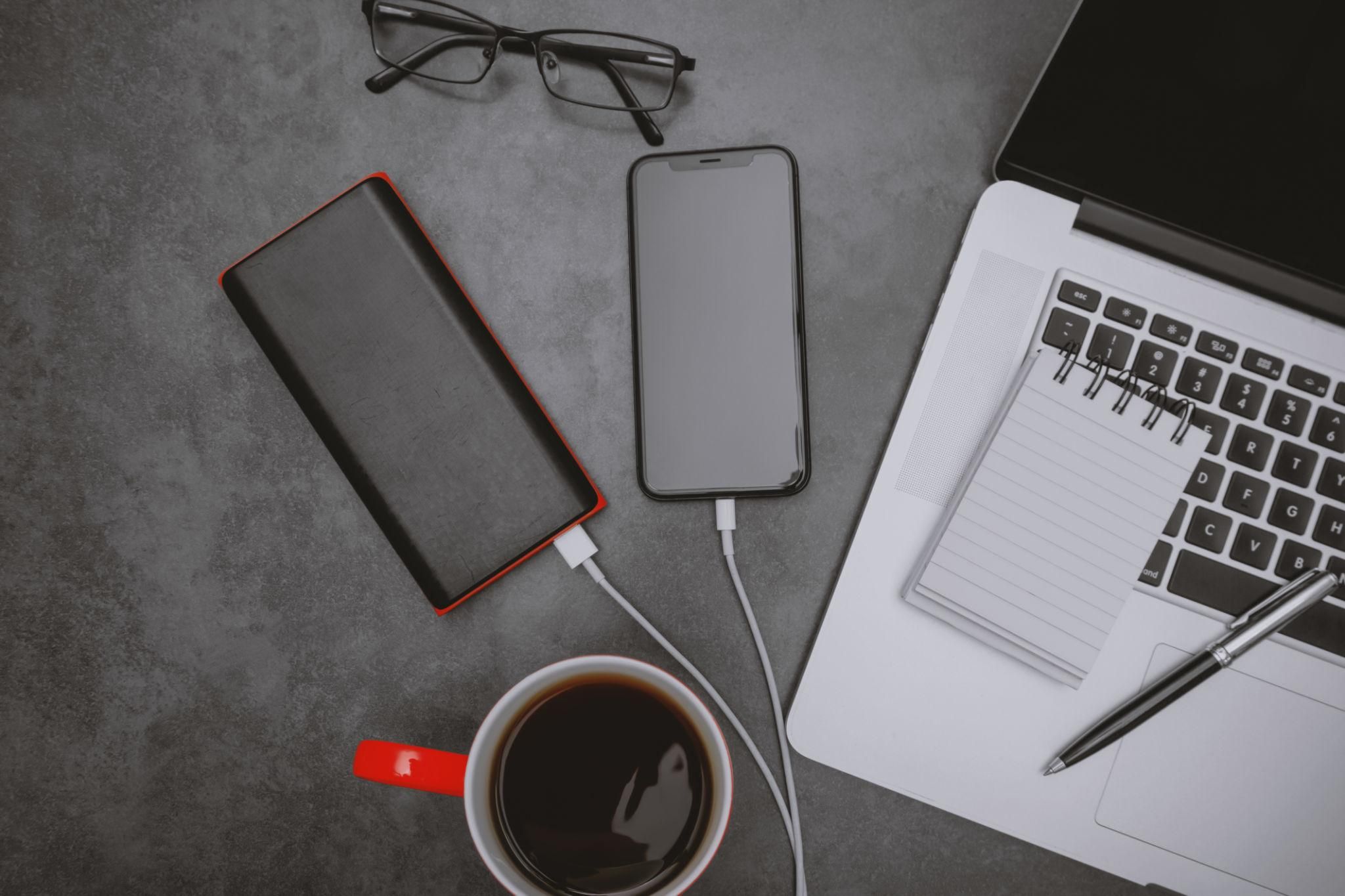 Fast Charging Power Bank Manufacturer: How to Choose a Reliable OEM Partner